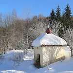Dom W Uhryniu Hébergement de vacances