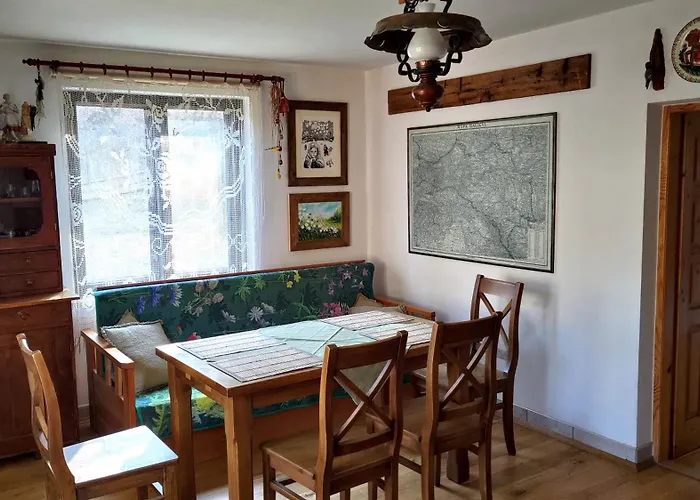 בית נופש Dom W Uhryniu *